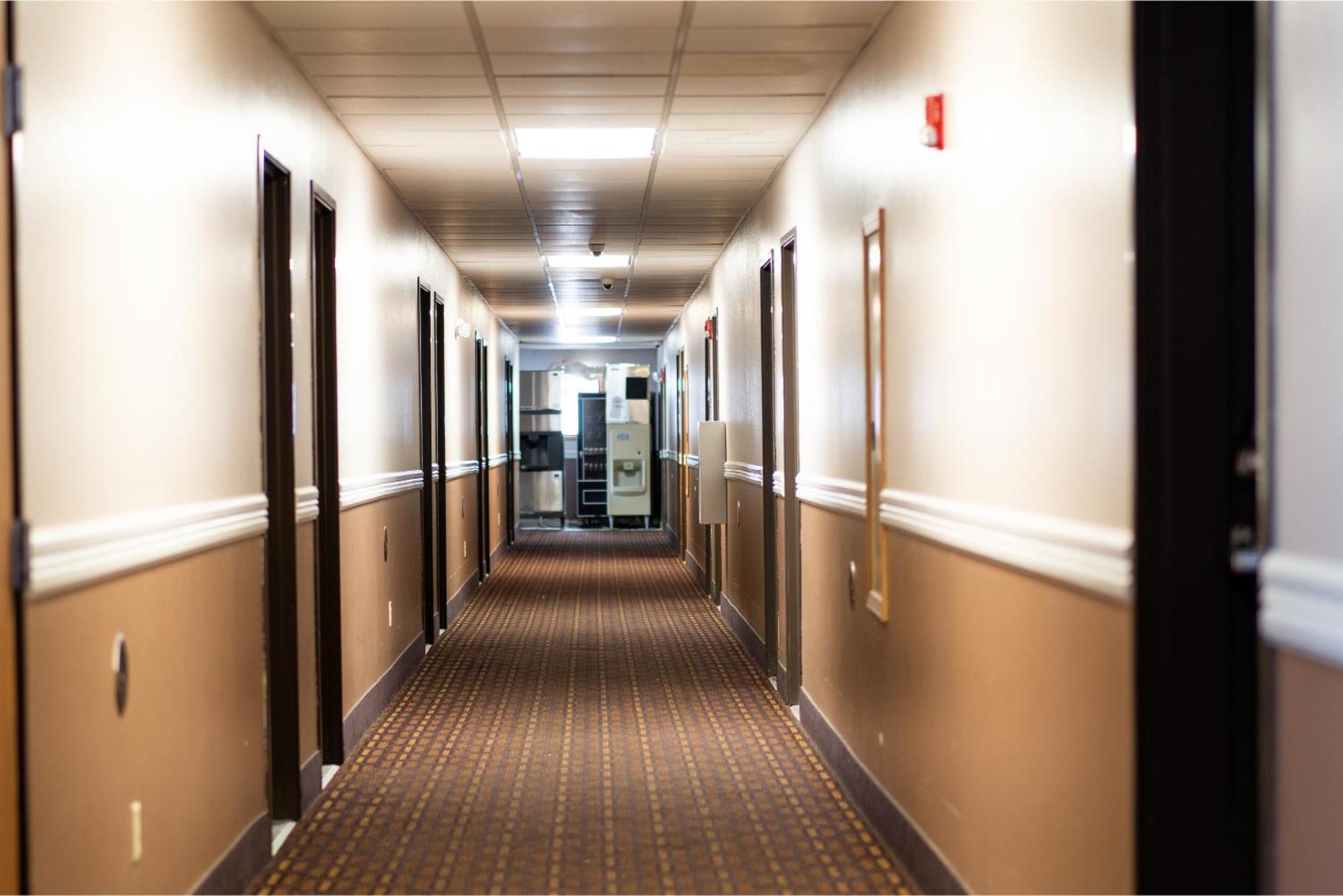 Coratel Inn & Suites By Jasper New Richmond Exterior foto